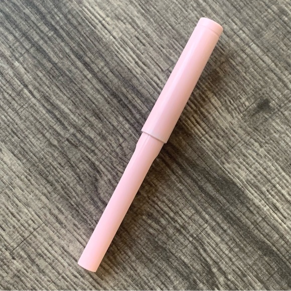 🍒🍒 Pink Pastel Infinity Pencil - Picture 3 of 7